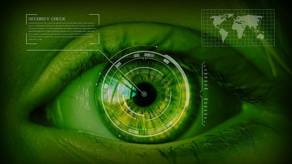 Sistemul SF care îți scanează ochii și-ți ghicește personalitatea