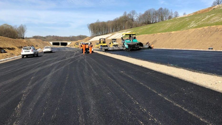 Autostrada Deva-Lugoj o ia la vale