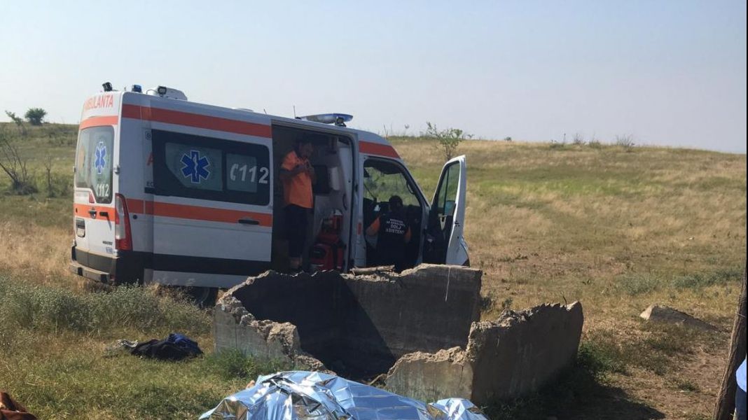 Descoperire macabră în Dolj, cadavrele a doi ciobani într-o fântână