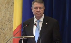 Klaus Iohannis a promulgat legea care interzice acțiunile la purtător 