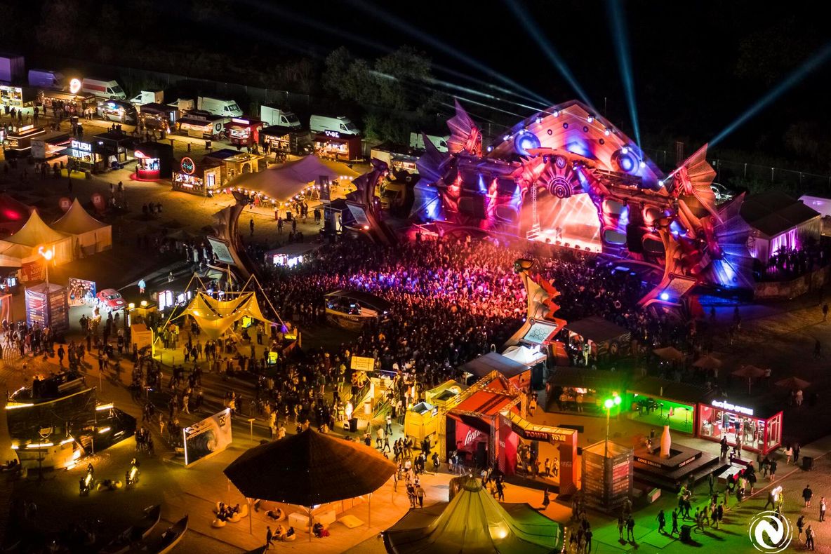 NEVERSEA 2019. 200 de artiști vor urca pe scene! Atmosferă incendiară la malul mării 