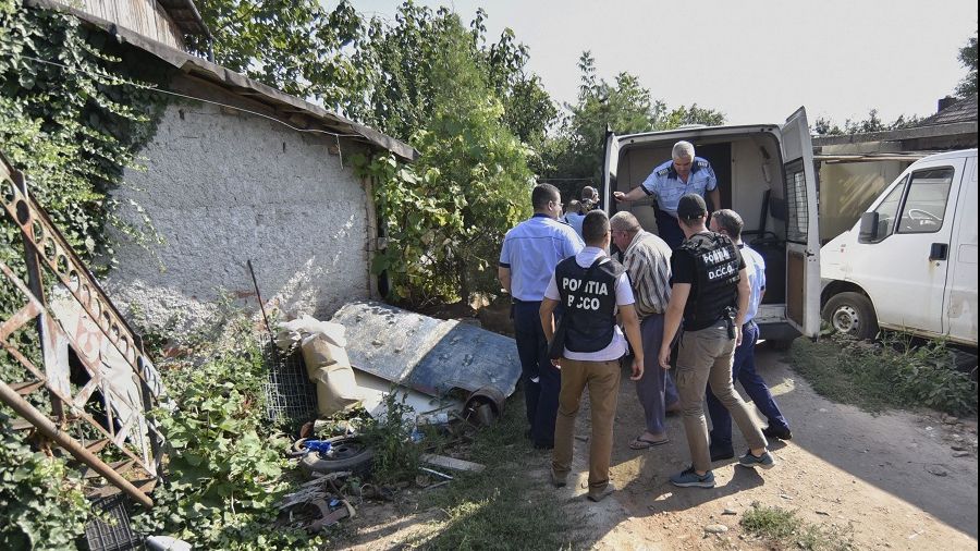 Crima de la Caracal. Principalul suspect contestă arestul, fosta soţie adusă la Caracal 