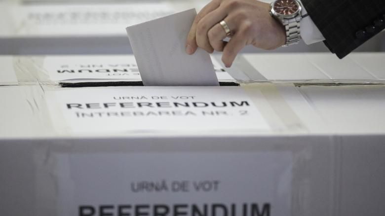 CCR a trimis către Parlament validarea referendumului din 26 mai