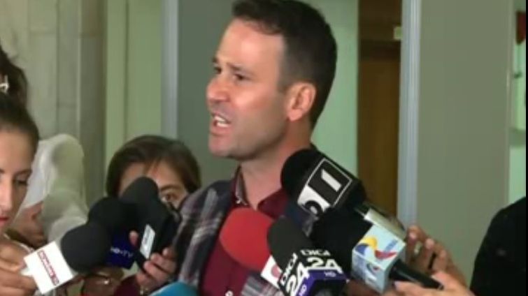 Primarii, lăsați cu ochii în soare de Teodorovici. "E o lipsă de bun simț inacceptabilă"