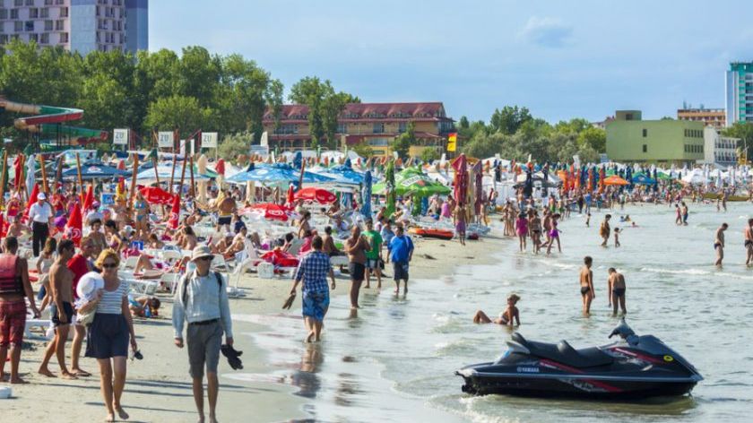 Arafat le recomandă românilor să-și facă vacanța de vară în țară