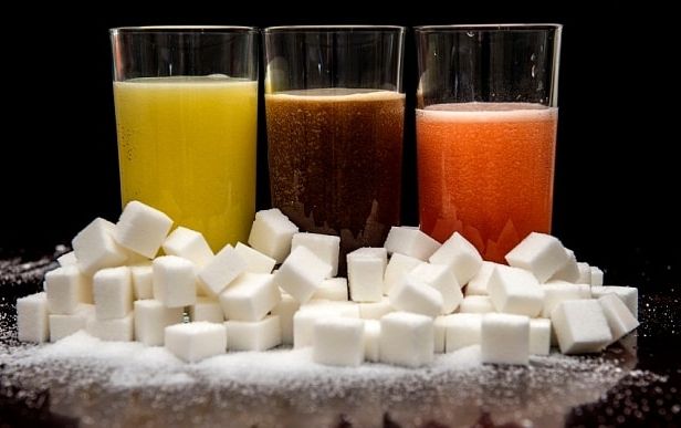 Marcel Ciolacu: „Nu creștem taxele la zahăr, ci majorăm TVA la băuturile ce conțin zahăr”