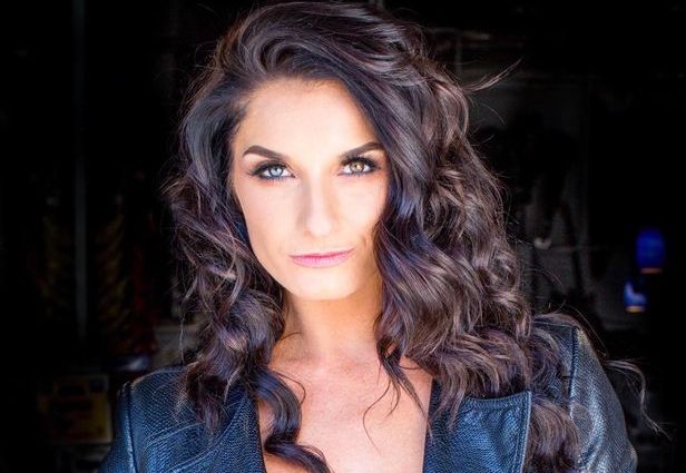 Confesiunea unei tinere: "Am lăsat jobul din medicină pentru a deveni star porno!"