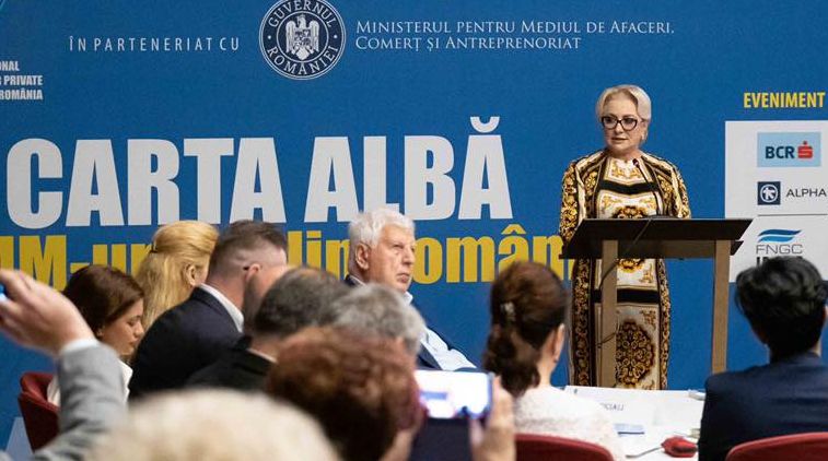 Dăncilă și un alai de miniștri s-au întâlnit cu patronatele. Mediul de afaceri, dus cu zăhărelul