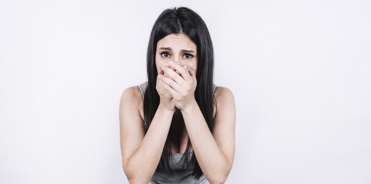 Anxietate: ce este, cauze, simptome și tratament