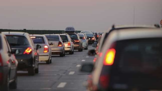 Aglomerație infernală pe Autostrada Soarelui în prima zi a minivacanței