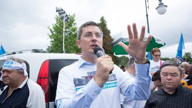 Un fost președinte PNL iese la rampă, în prag de prezidențiale: "Câștigă Iohannis și fără mine"