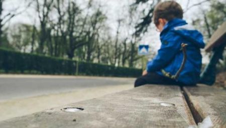 Cum au resimțit copiii închiderea școlilor în perioada pandemiei: plictiseală, oboseală, tristețe și furie. Apelul public făcut de Organizația ”Salvați copiii”