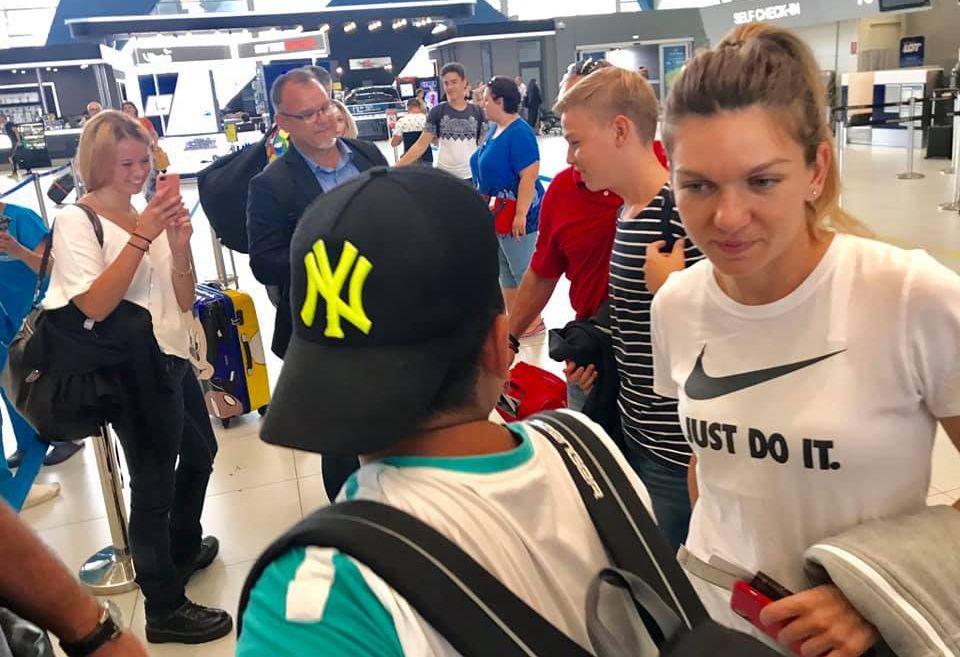 Halep a plecat la Toronto! Canadienii o așteaptă cu brațele deschise!