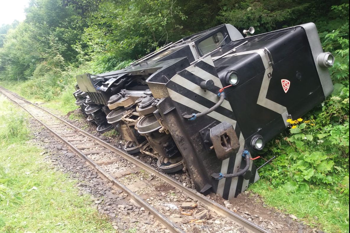 Mocănița de pe Valea Vaserului a deraiat din nou