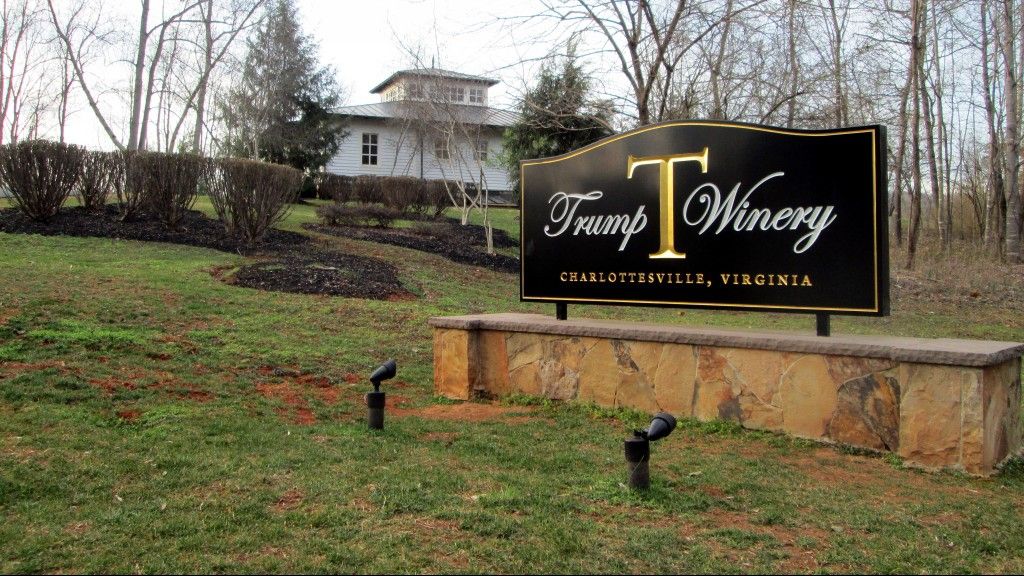 Războiul taxelor SUA-Franța, o veste bună pentru producătorul de vin Donald Trump