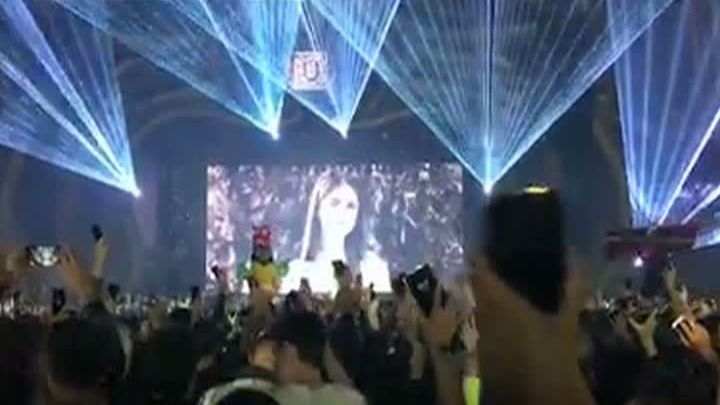 Moment tulburător la Untold. Mesajul a emoţionat un stadion întreg. VIDEO