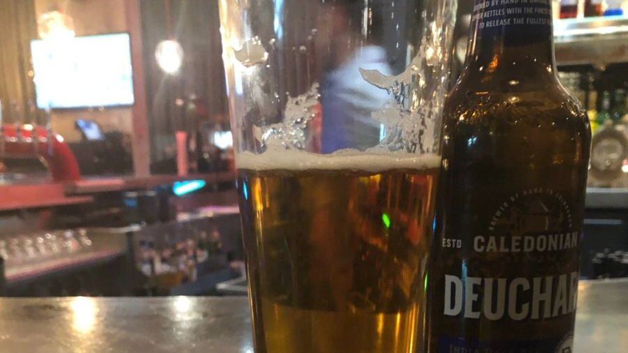 A comandat o bere, dar când a văzut nota a rămas șocat