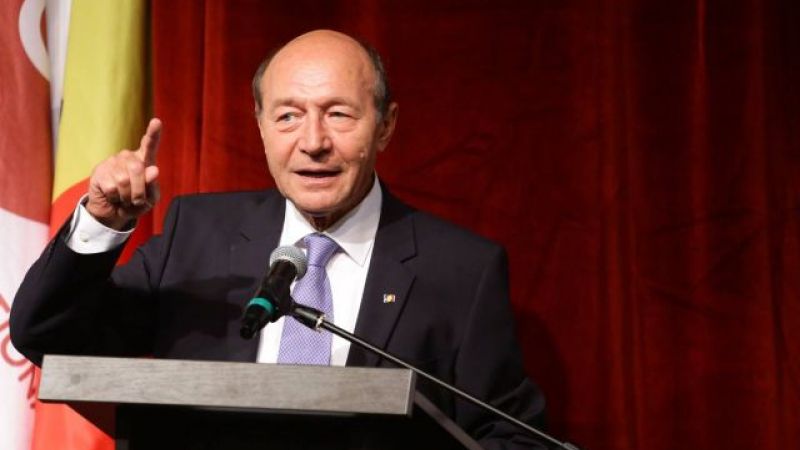 Ce nu a spus Traian Băsescu în fața presei: "N-am știut că Serviciul de CI Militare era Securitate"