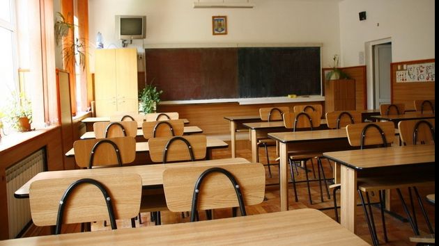 Profesorii români, certați de Comisia Europeană. Care este motivul 