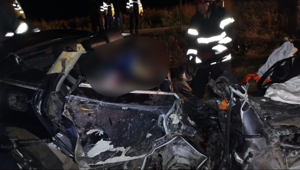 Tragedie în Neamț. Doi tineri au murit pe loc, alți trei au ajuns la spital