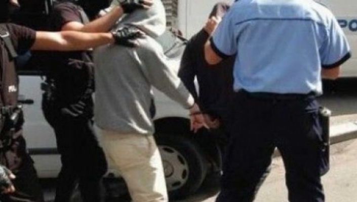 12 membri din clanul Caranilor, arestați - Acuzații grave: constituire de grup infracțional organizat, tentativă de omor