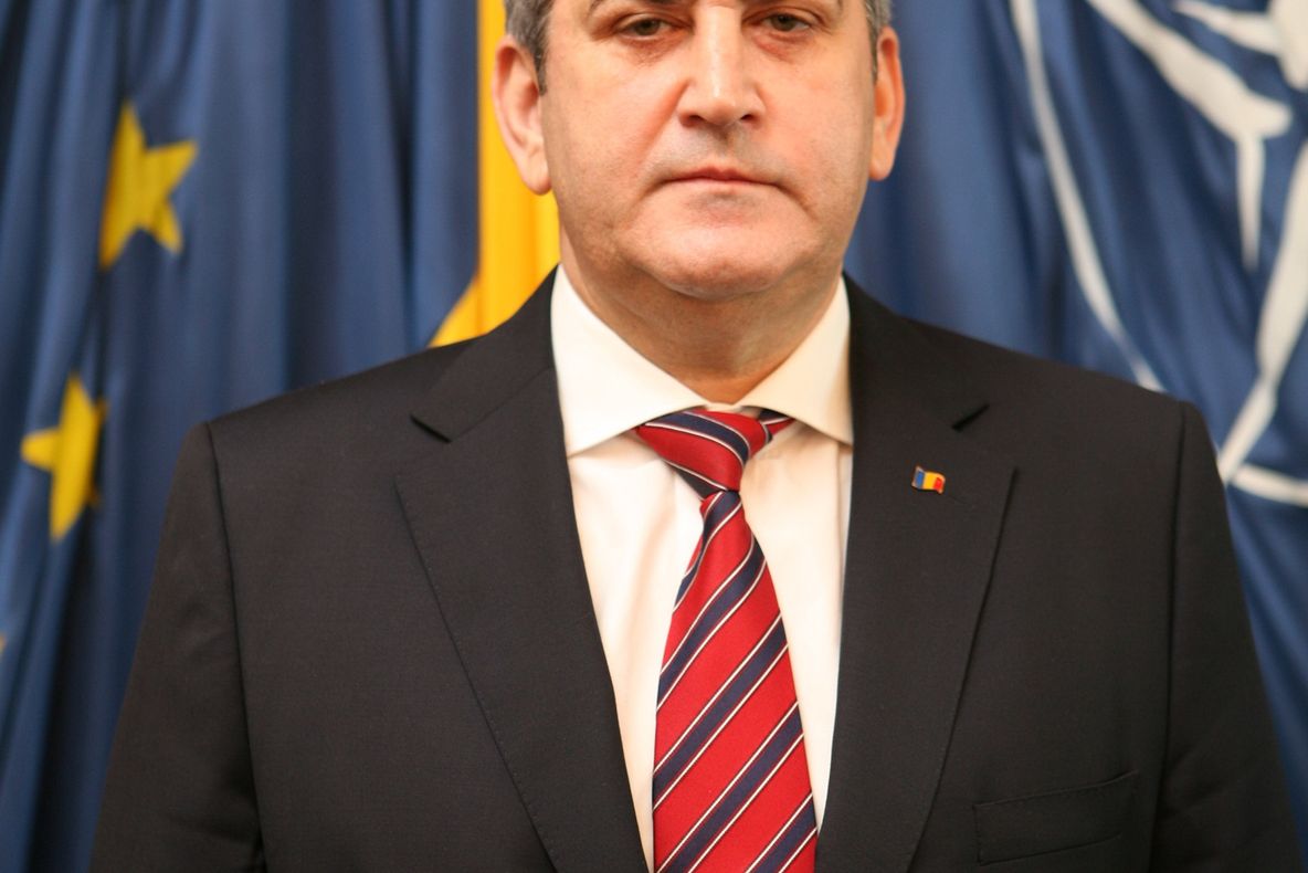 Gabriel Oprea: "11 septembrie, un moment extrem de greu si de trist pentru întrega lume"