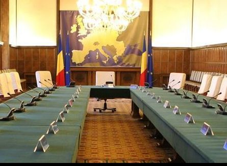 Propunere inedită. Micii investitori vor un Guvern mai suplu: doar 15 ministere!