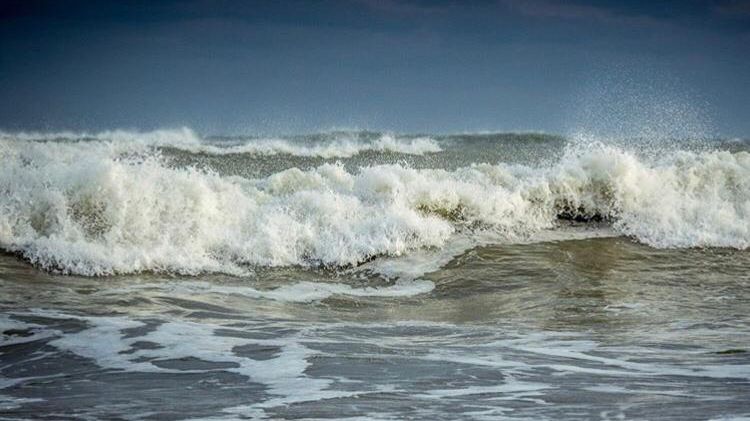 Cine este tânărul erou care a salvat doi copii, înainte de a muri, în mare, la Olimp