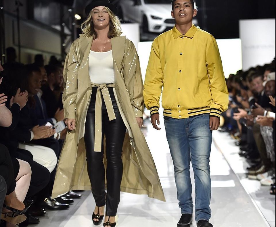 Nadia Comăneci, apariție pe podium la săptămâna modei de la New York