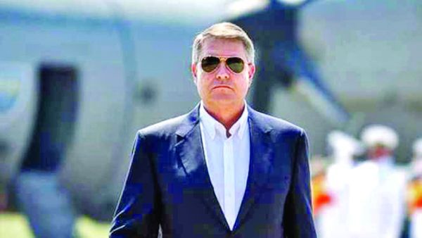 Iohannis a postat o fotografie. Mii de LIKE-uri, într-un timp record. Când pleacă în SUA!