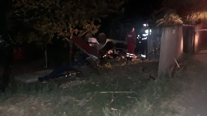 Accident cumplit în Prahova. Un tânăr a murit, iar altul este în stare gravă