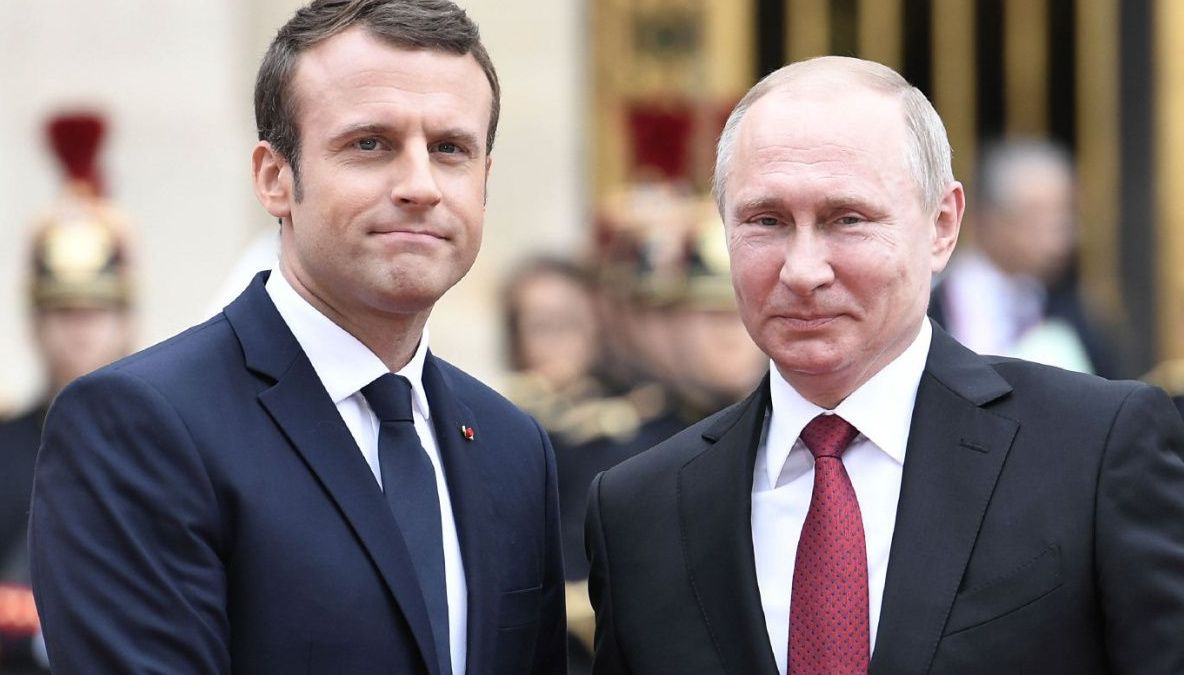 Macron a făcut anunțul, se duce în Rusia, la invitația lui Putin 