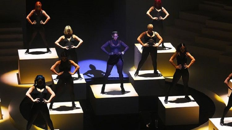 Rihanna a interzis telefoanele la spectacolul ei de modă, pe care l-a transmis pe Amazon