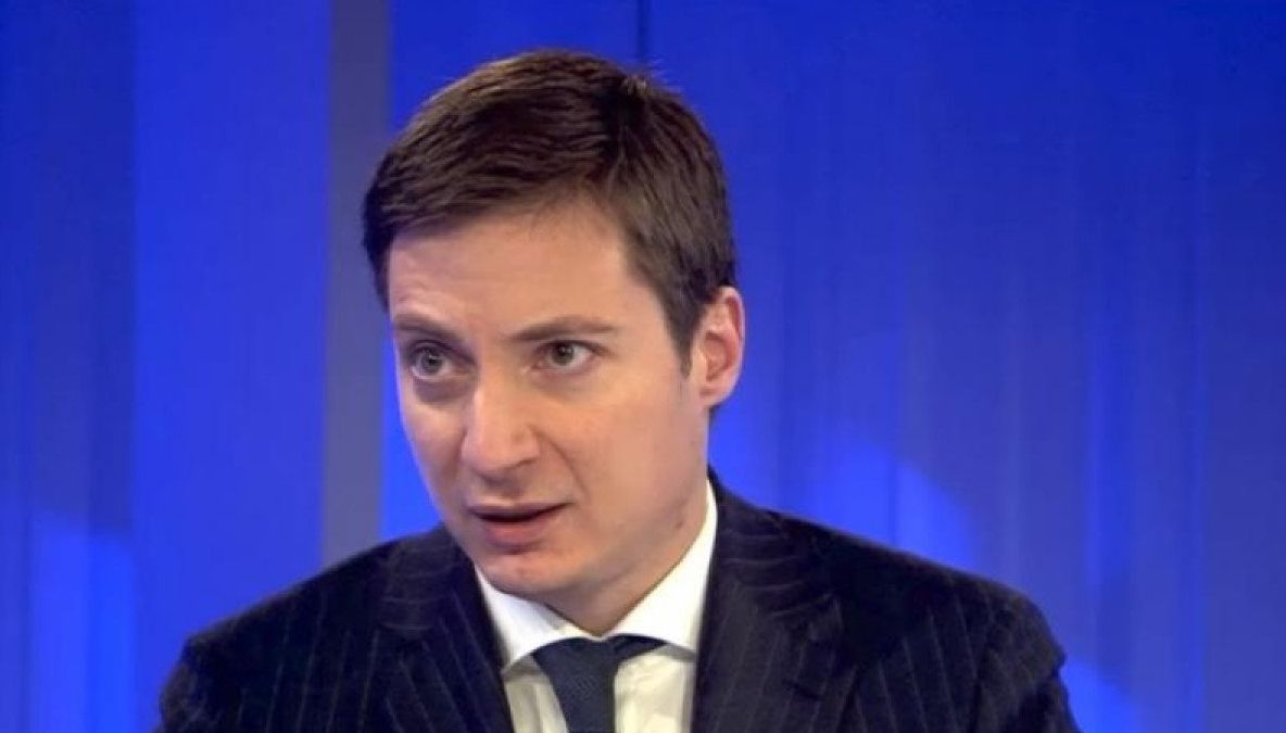 Andrei Caramitru a ieșit din nou la rampă. Vrea să dispară televiziunile