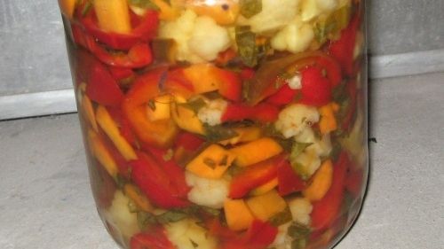 Salată de murături bulgărească. O rețetă inedită