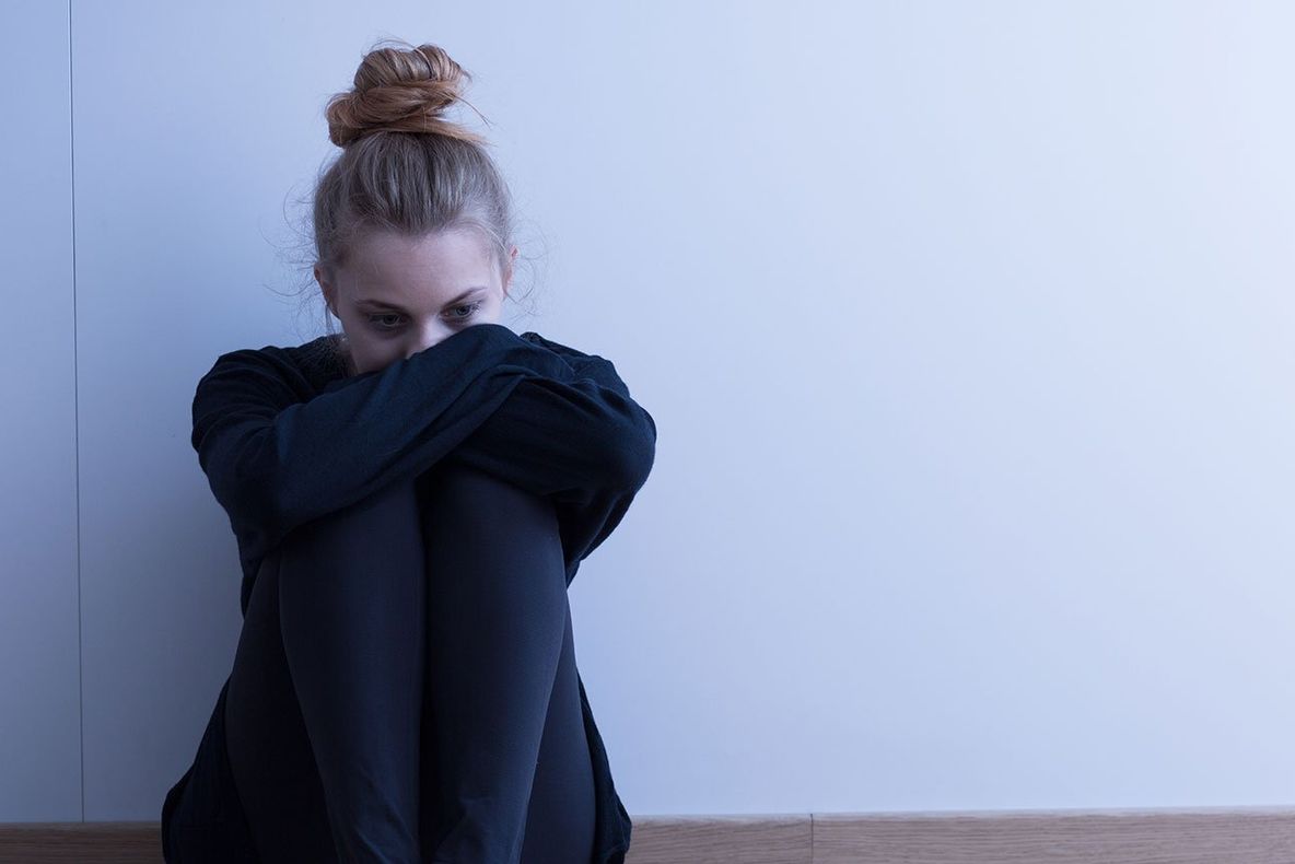 Cum au ajuns tinerii să fie tot mai singuri din cauza societății ultra-tehnologizate