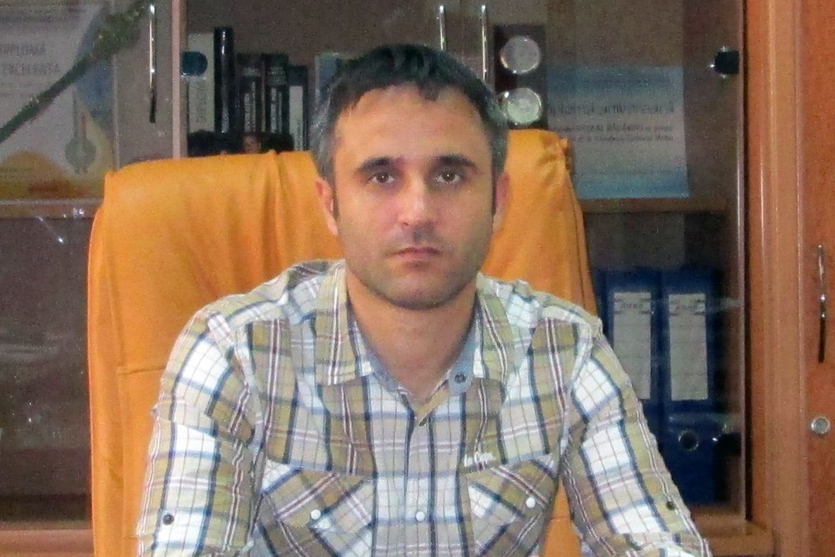 Primarul din Videle, suspendat după ce a refuzat bannerele Vioricăi