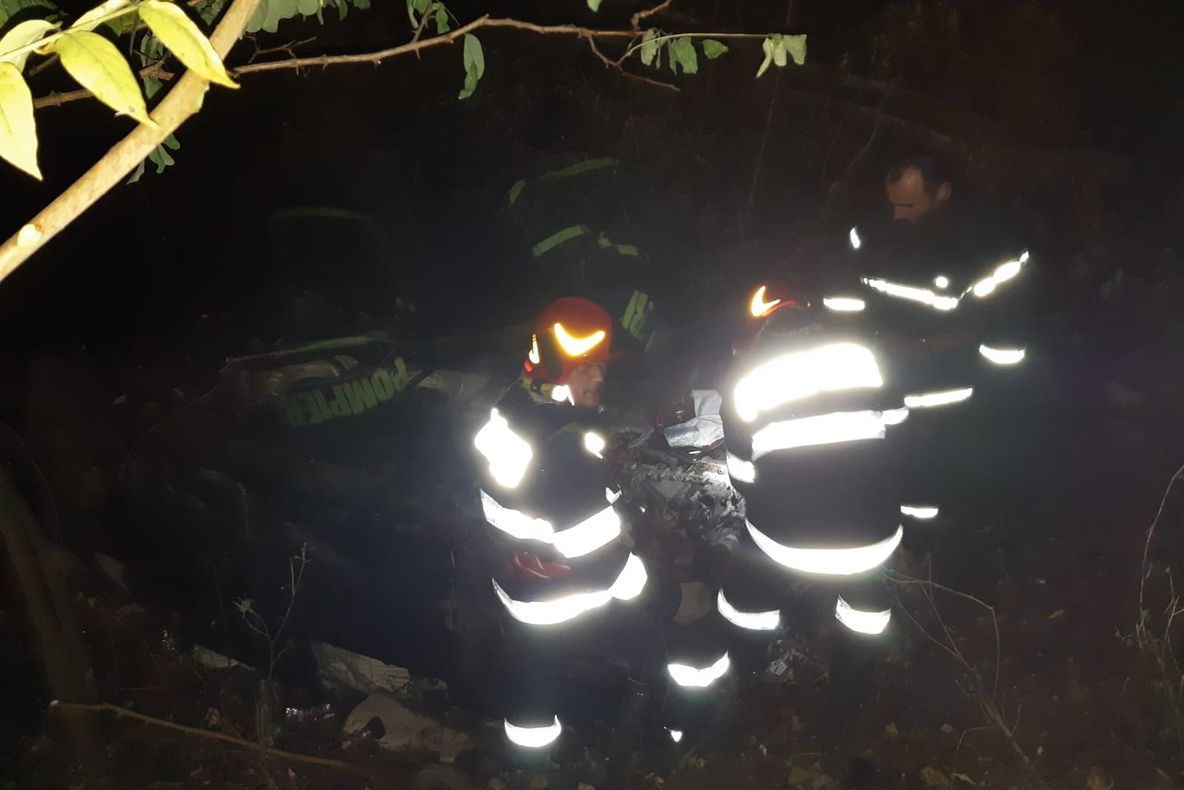 Accident auto ca în filmele de acțiune, lângă Bârlad