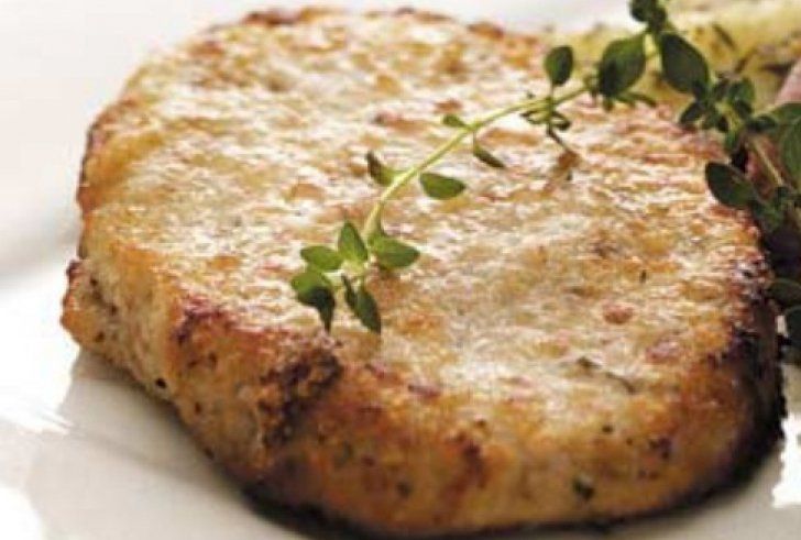 Cum faci cele mai fragede cotlete de porc. Un minut în acest amestec şi vor avea un gust divin!