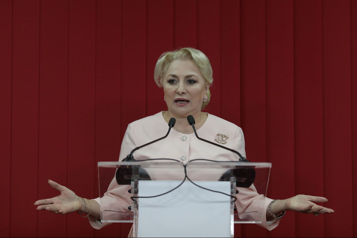 Dăncilă, atac dur la președinte: Crizele lui Iohannis nu ar trebui să fie și crizele României