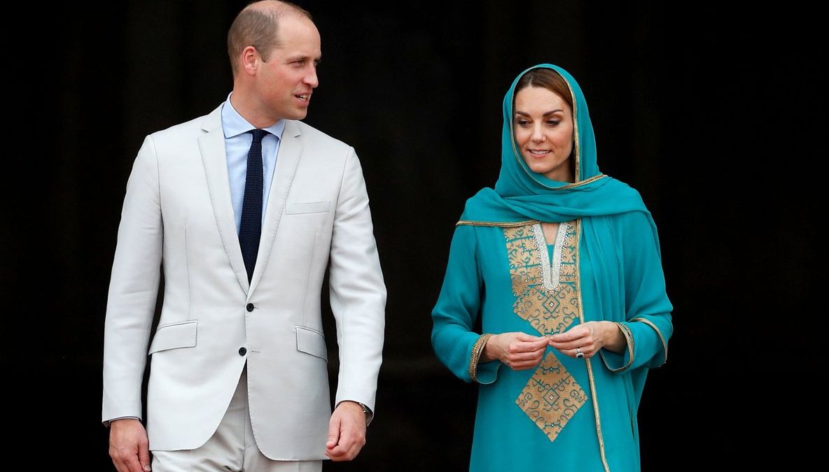 Momente de panică la bordul avionului cu prinţul William și Kate