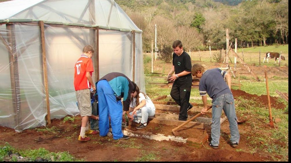 Peste 10.000 de fermieri olteni, gata să protesteze împotriva Guvernului. Care este motivul