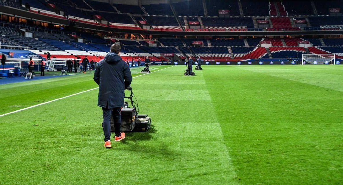 Incredibil! În 2019, o comună din România are cel mai MODERN gazon