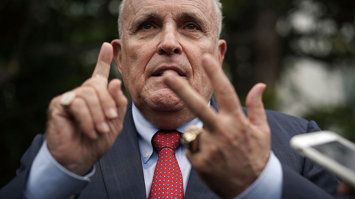 Rudy Giuliani, anchetat în SUA pentru activitatea din România