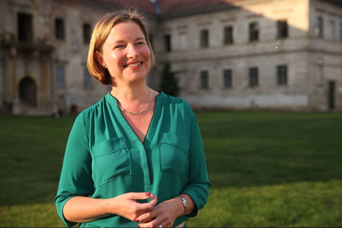 Hegedus Csilla: "Băsescu, un trădător care a înșelat milioane de oameni"