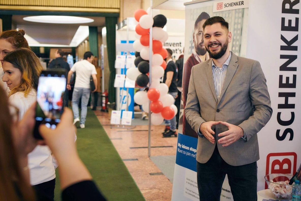 Ce pot obține pe lângă job candidații prezenți la Angajatori de TOP București