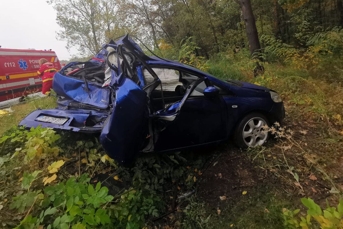 Impact nimicitor cu un TIR, în jud. Argeș. O femeie a murit, soțul ei, în stare gravă