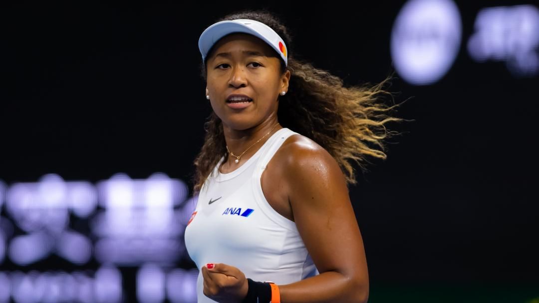 Osaka, prima victorie la Shenzhen. Halep, spectator de lux