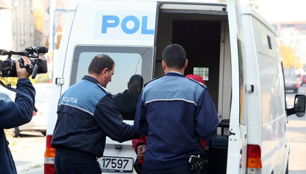 Au jefuit un tânăr și i-au furat telefonul și 300 de euro. Ce a urmat este incredibil!