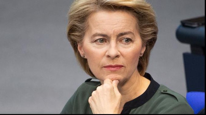 Ursula von der Leyen vrea o femeie pentru postul de comisar european. Ce va face România
